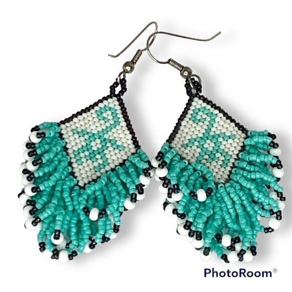 Vintage Southwest Seed Bead Scorpion Fringed Earrings - Picture 1 of 5